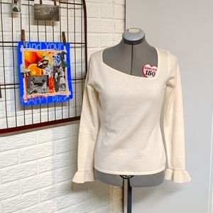 NWOT Neiman Marcus cashmere sweater size small